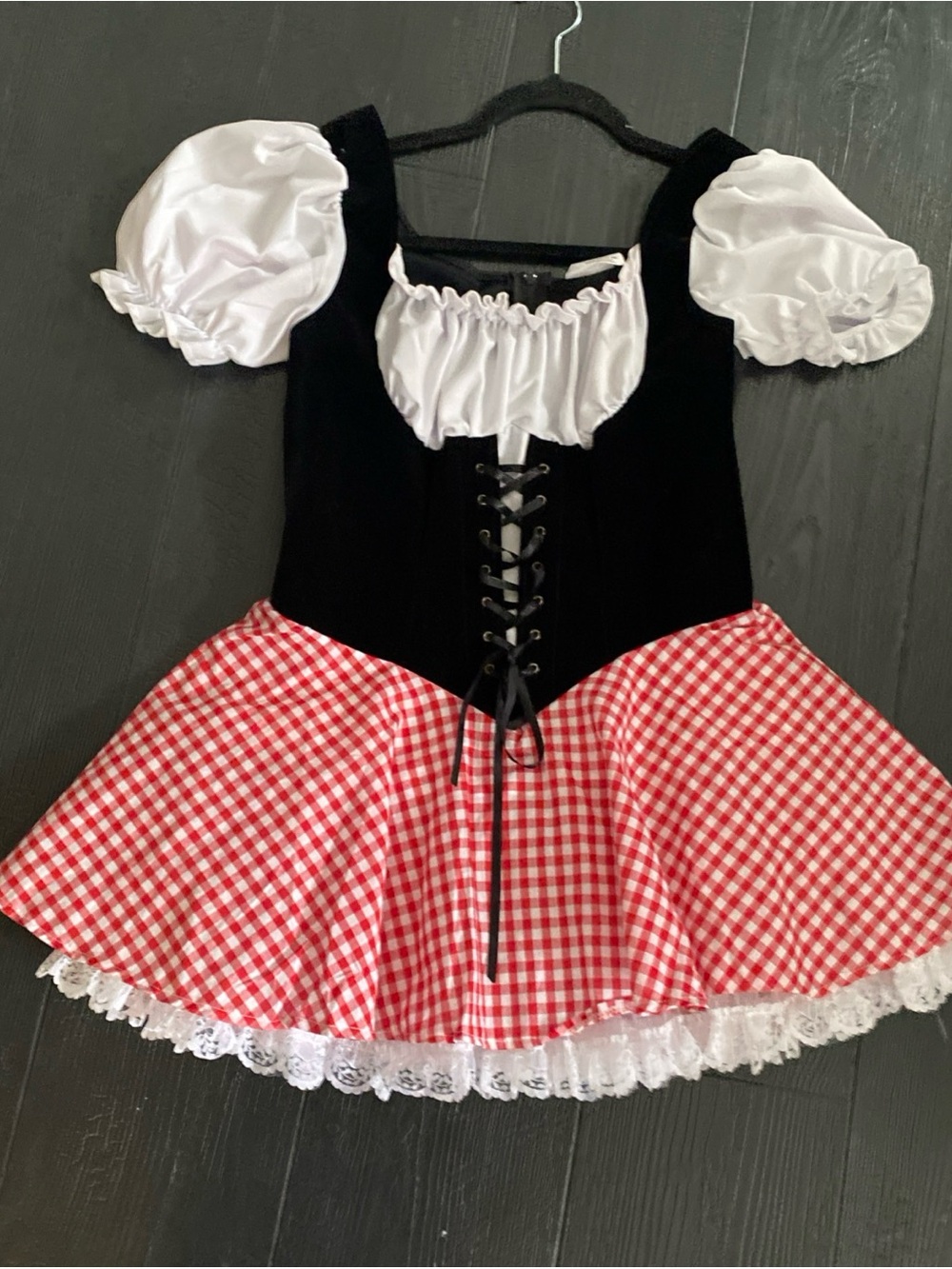 Octoberfest Sexy Dress Halloween Costume German Beer Fest Wench Maid Adult M